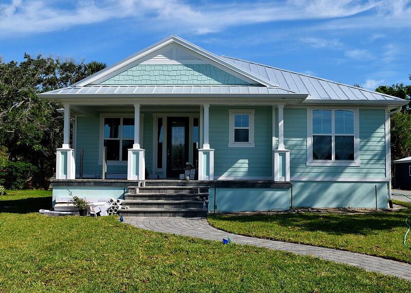 The front porch of an older Florida bungalow