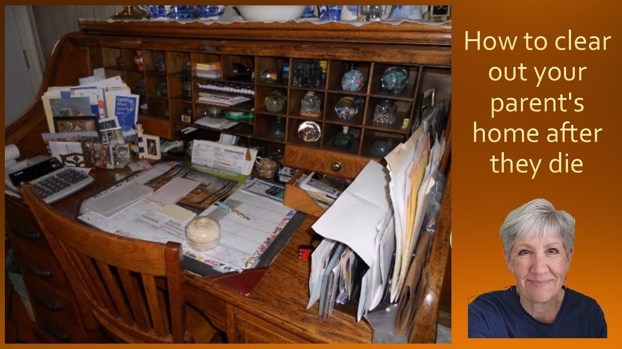A senior move manager explaining how to clear a parent's home